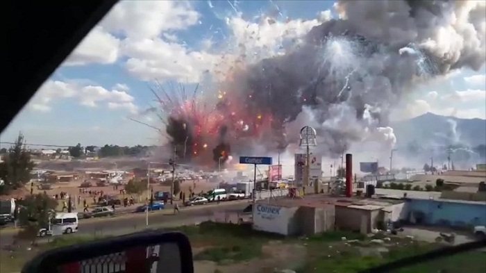 Death toll in Mexico fireworks market blast rises to 35 - VIDEO, UPDATED  